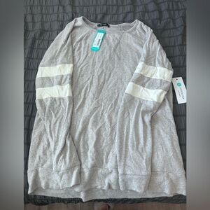 Pink Clover Heather Gray Pullover